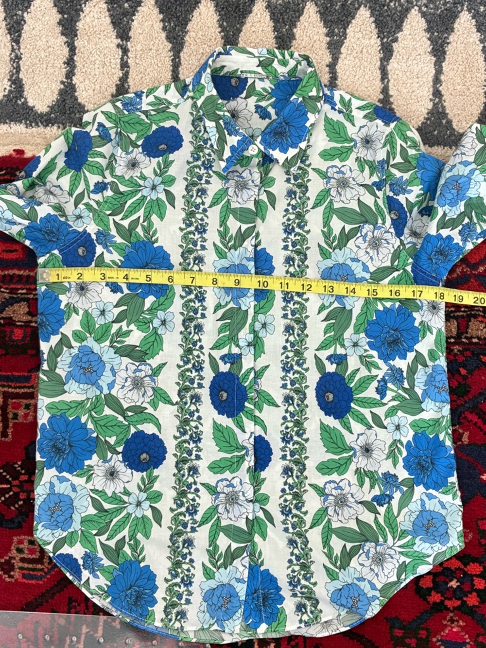 Elie Tahari Floral Button Down Shirt - Picture 7 of 9